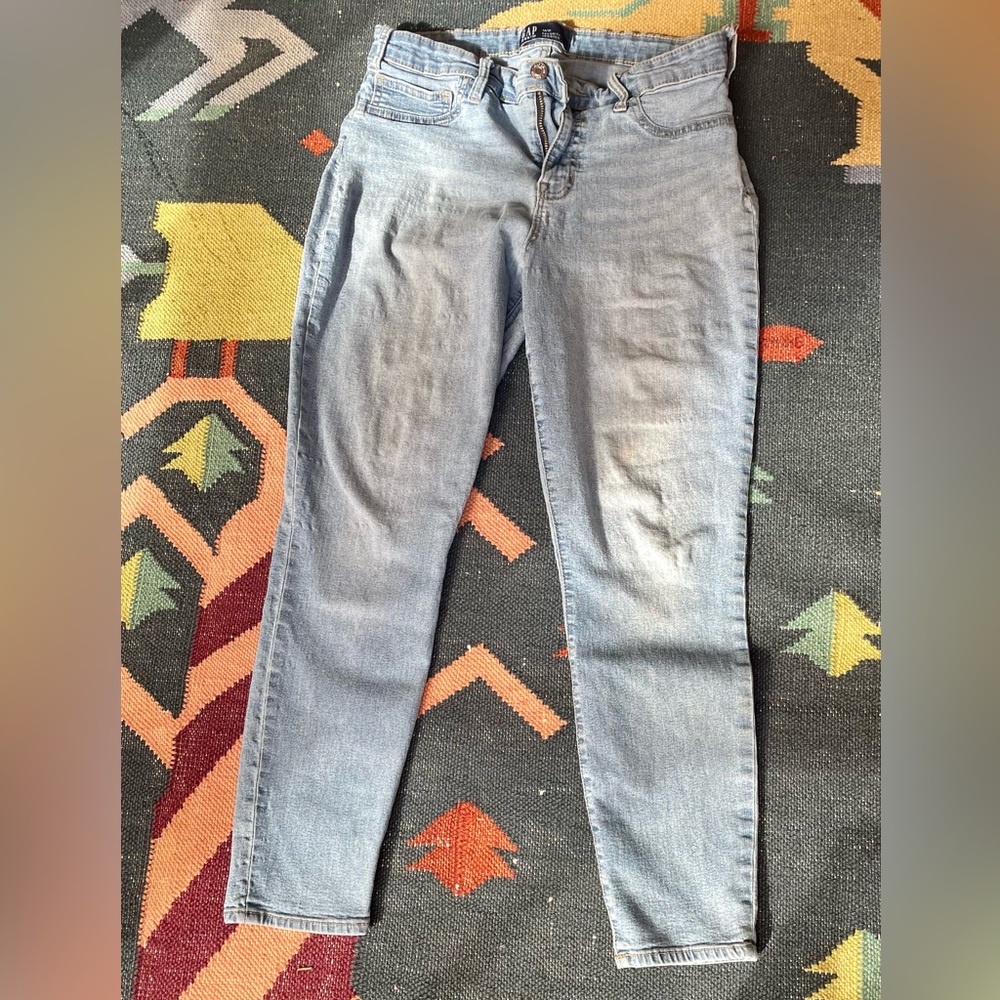 Women's Light Blue Gap Size 12/31 Jeggings